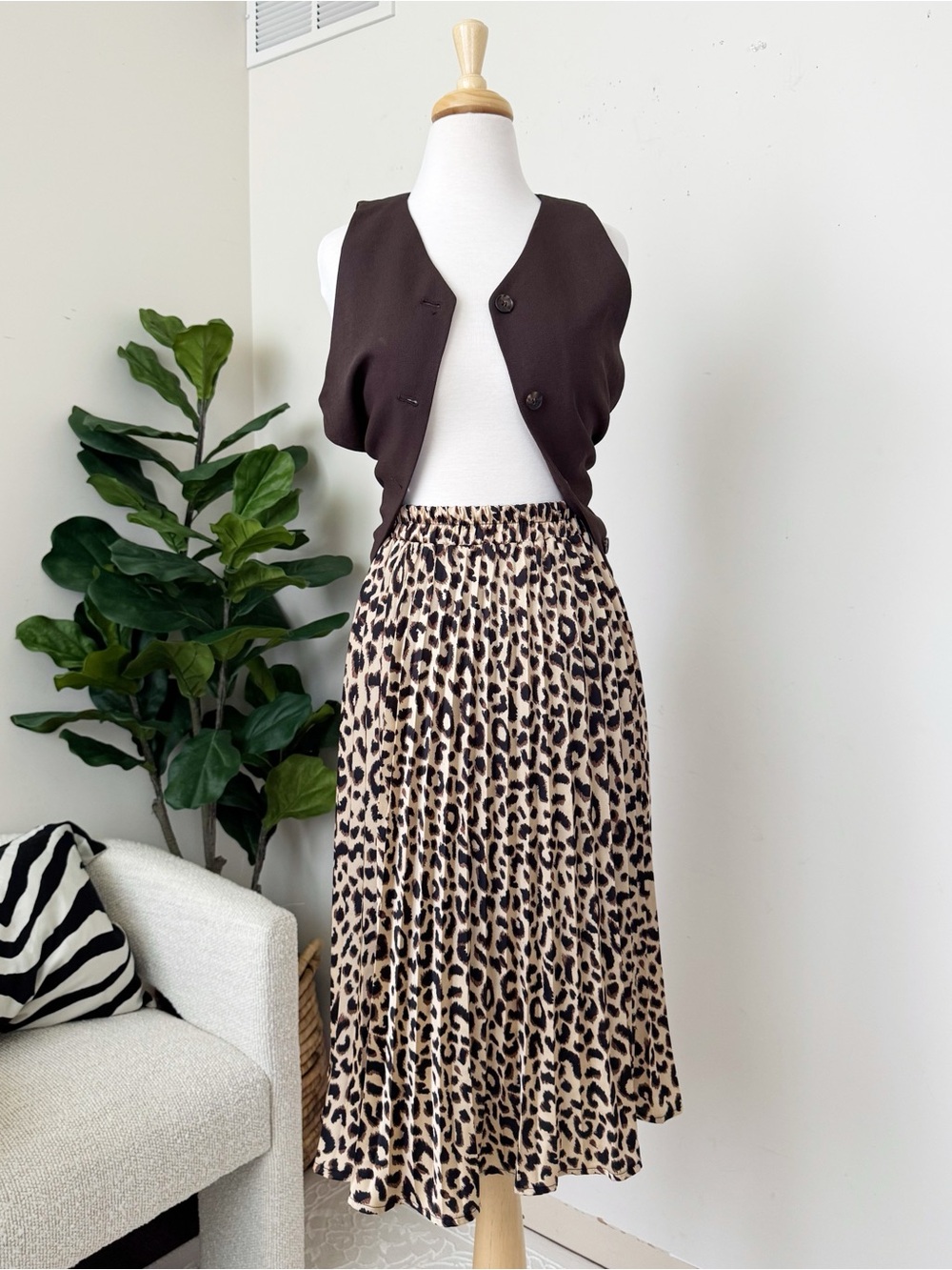 Pleated Leopard Midi Skirt in Beige and Black